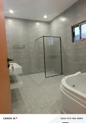 9chbre Duplex dans Zié Multi-Services, Cocody à Vendre