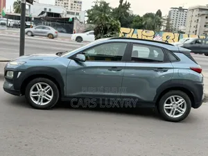 Hyundai Kona SE 2022 Vert