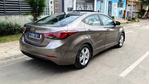 Hyundai Elantra 2015 Gris