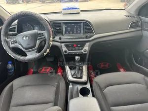 Hyundai Elantra 2017 Rouge
