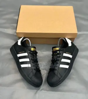Adidas Super Star