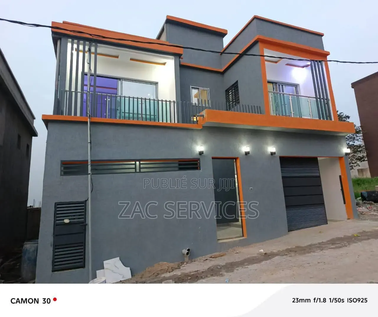 4chbre Duplex dans Zac Services, Cocody à Vendre