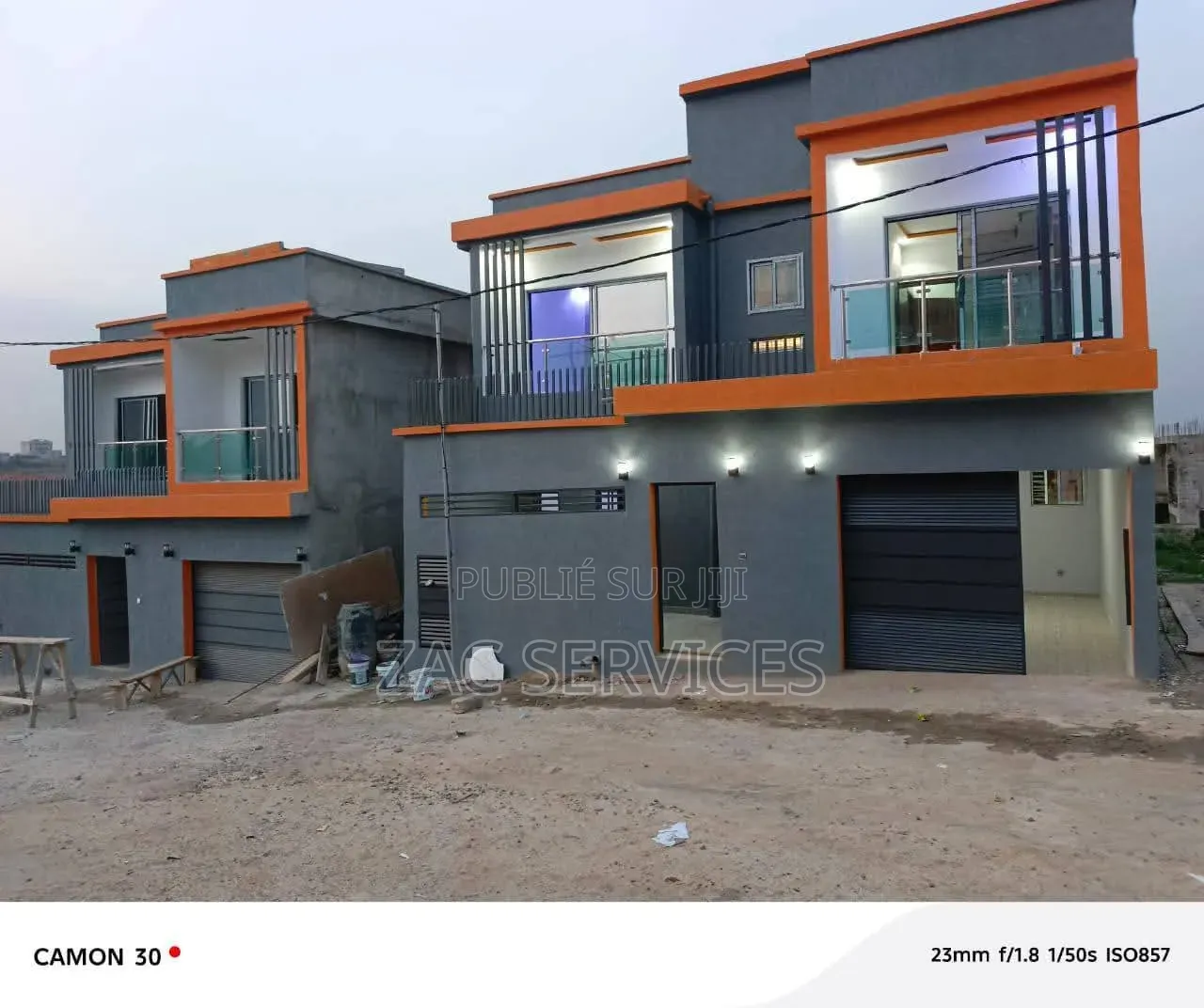 4chbre Duplex dans Zac Services, Cocody à Vendre