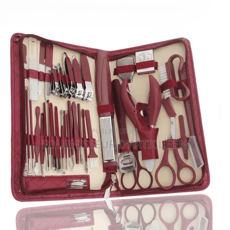 Ensemble Complet De Coupe-Ongles.