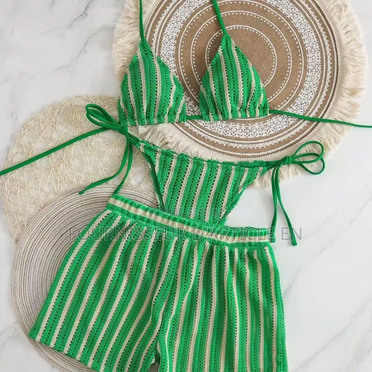 Ensemble Bikini Trois Pièces Simia Pour Femme.