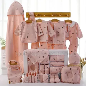 Coffret Cadeau De Vêtements Pour Nouveau-Né.