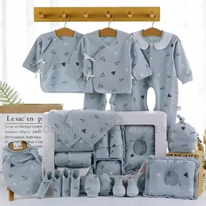 Coffret Cadeau De Vêtements Pour Nouveau-Né.