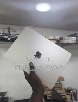 Nouveau Pomme MacBook Air 2025 M4 16GB Intel Core i9 eMMC 512GB