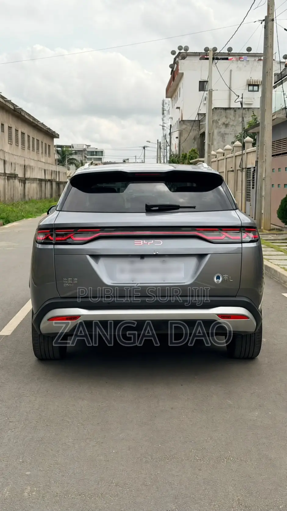 Nouveau BYD Song L DM-i 2025 Gris
