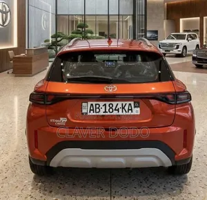 Nouveau Toyota Starlet 2025 Orange
