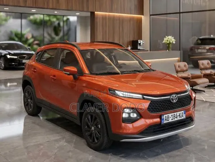 Nouveau Toyota Starlet 2025 Orange