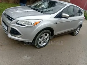 Ford Escape S 2013 Gris