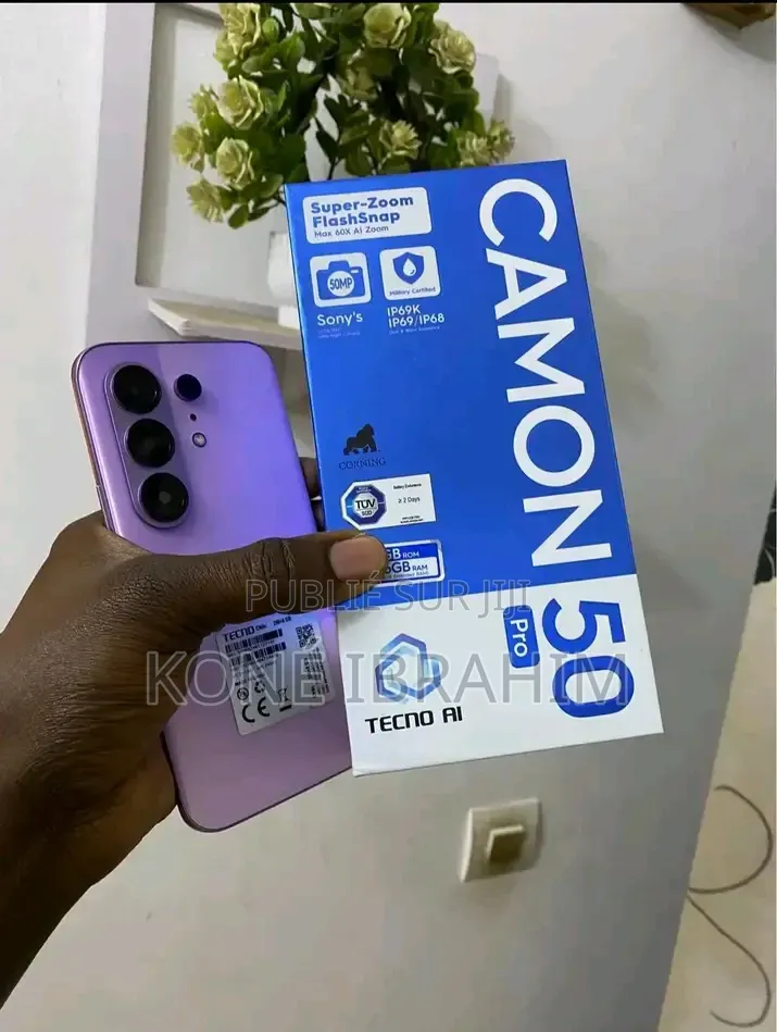 Nouveau Tecno Camon 50 Pro 256 GB Violet