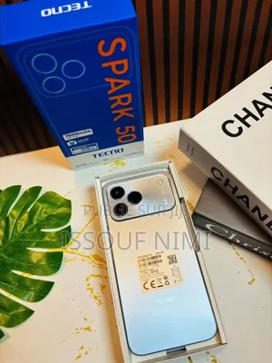 Nouveau Tecno Spark 50 128 GB Bleu