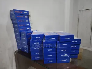 Nouveau Tecno Spark 50 128 GB Argenté