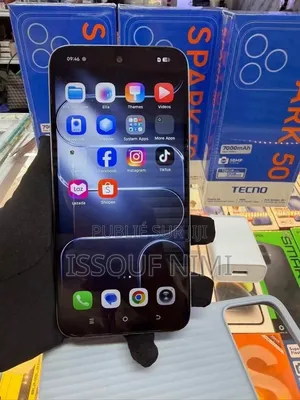 Nouveau Tecno Spark 50 128 GB Gris