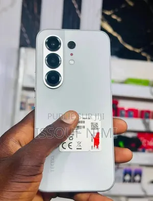 Nouveau Tecno Camon 50 256 GB Argenté