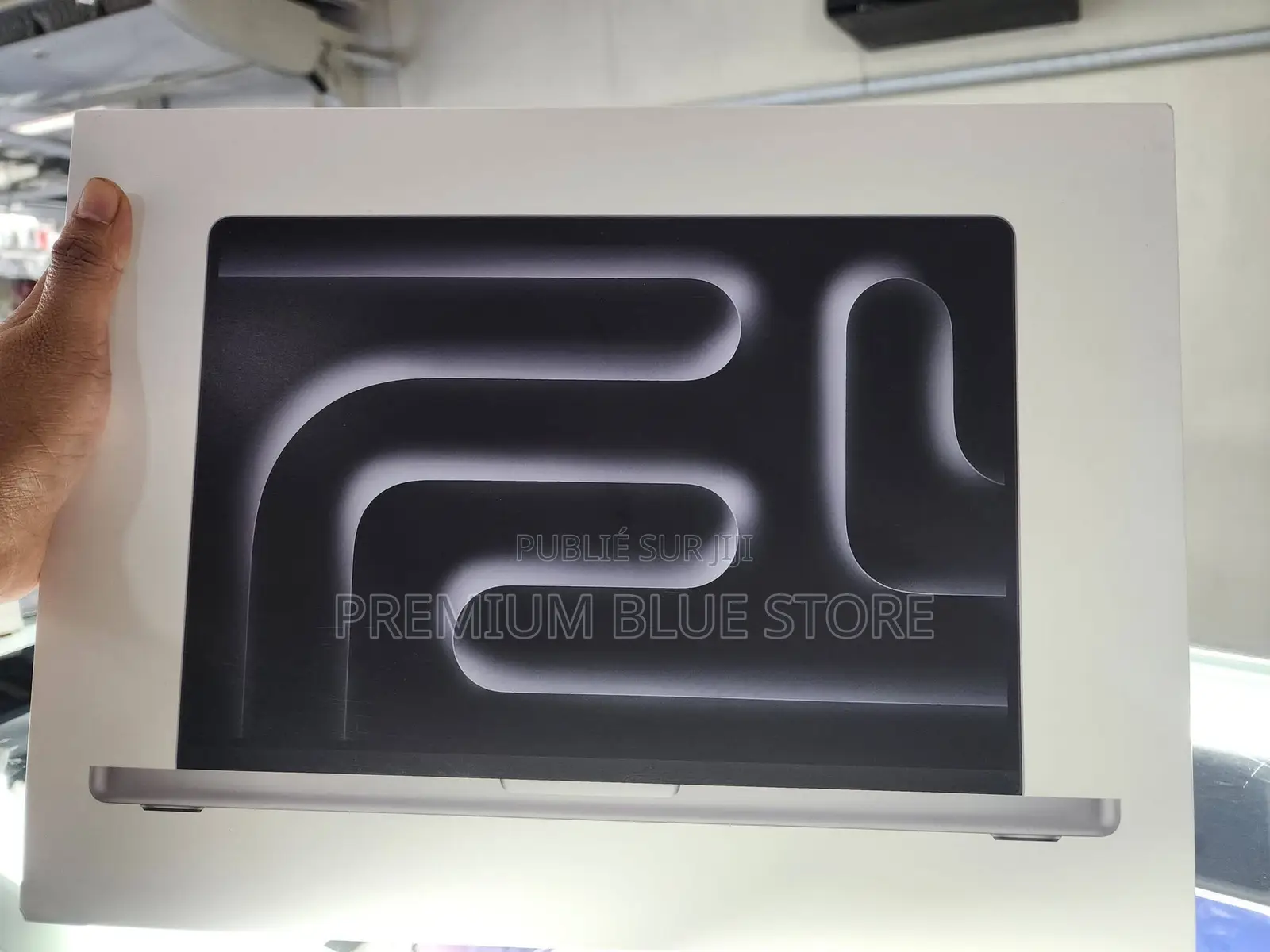 Nouveau Apple MacBook Pro 2025 M5 16GB Apple M5 SSD 1T