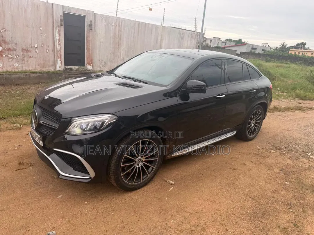Mercedes-Benz GLE-Class AMG GLE 43 4MATIC 2018 Noir