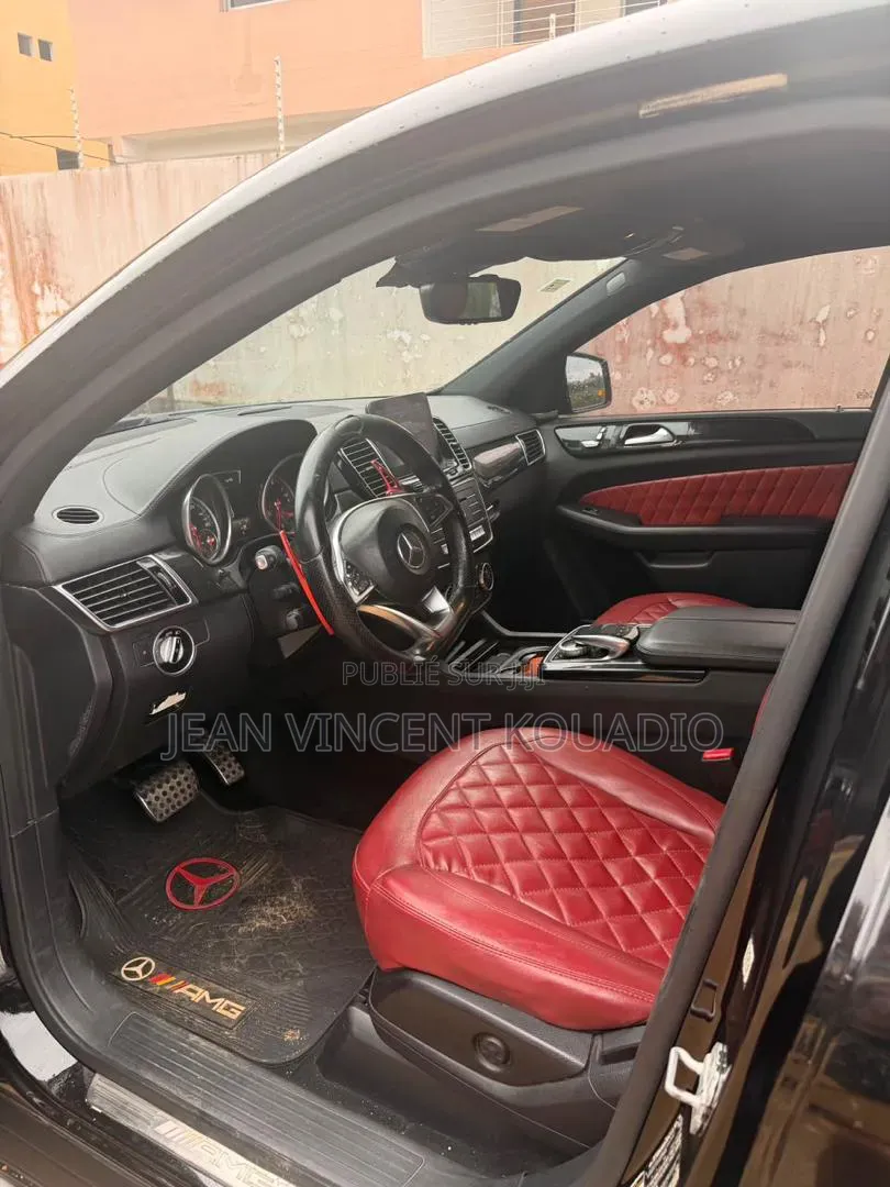 Mercedes-Benz GLE-Class AMG GLE 43 4MATIC 2018 Noir