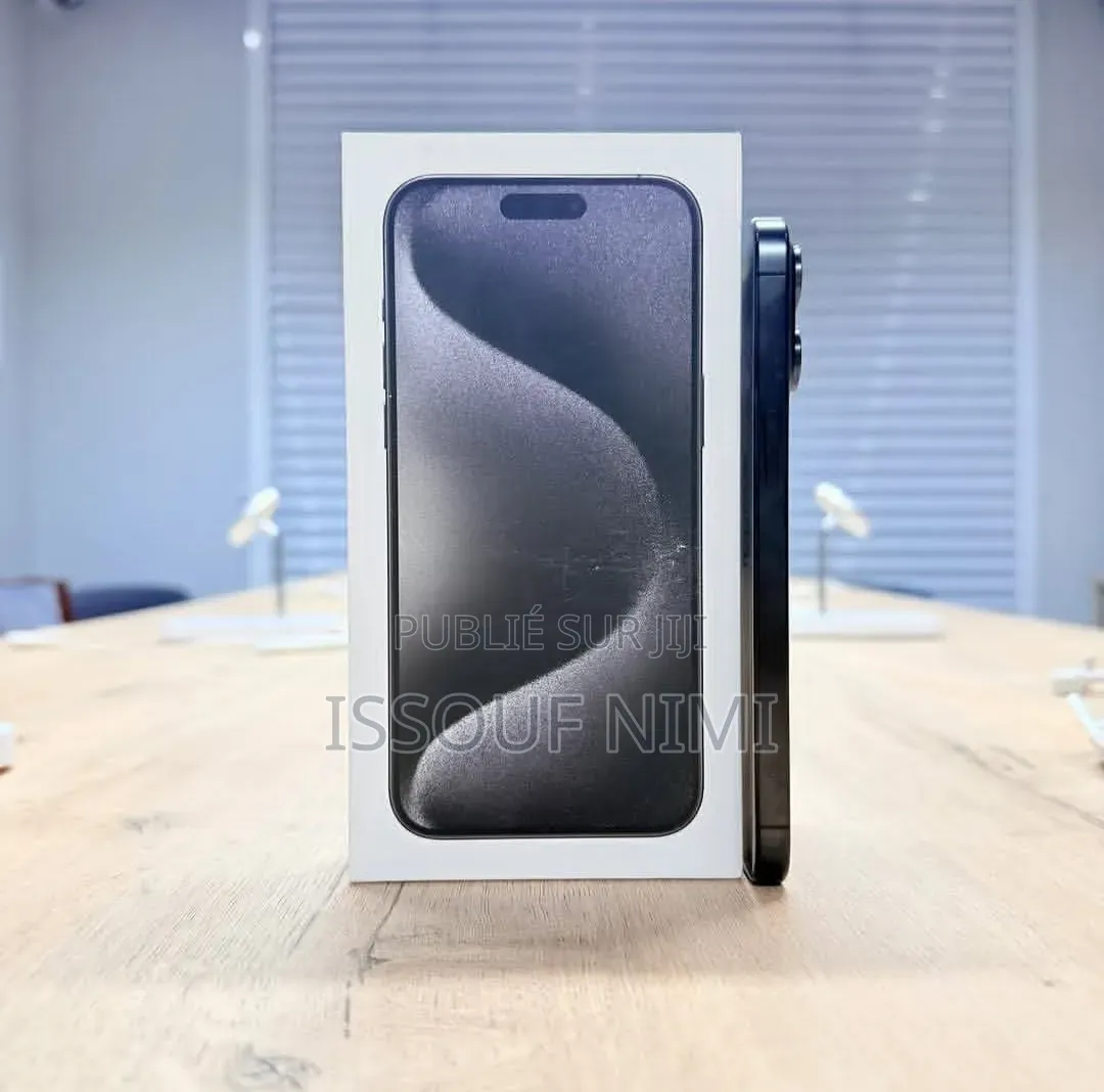 Nouveau Apple iPhone 15 Pro Max 512 GB Graphite