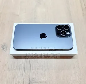 Nouveau Apple iPhone 15 Pro Max 512 GB Graphite