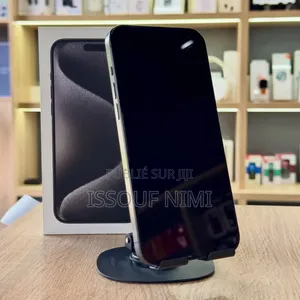 Nouveau Apple iPhone 15 Pro Max 512 GB Noir