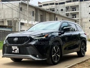 Toyota Highlander XSE 2022 Noir