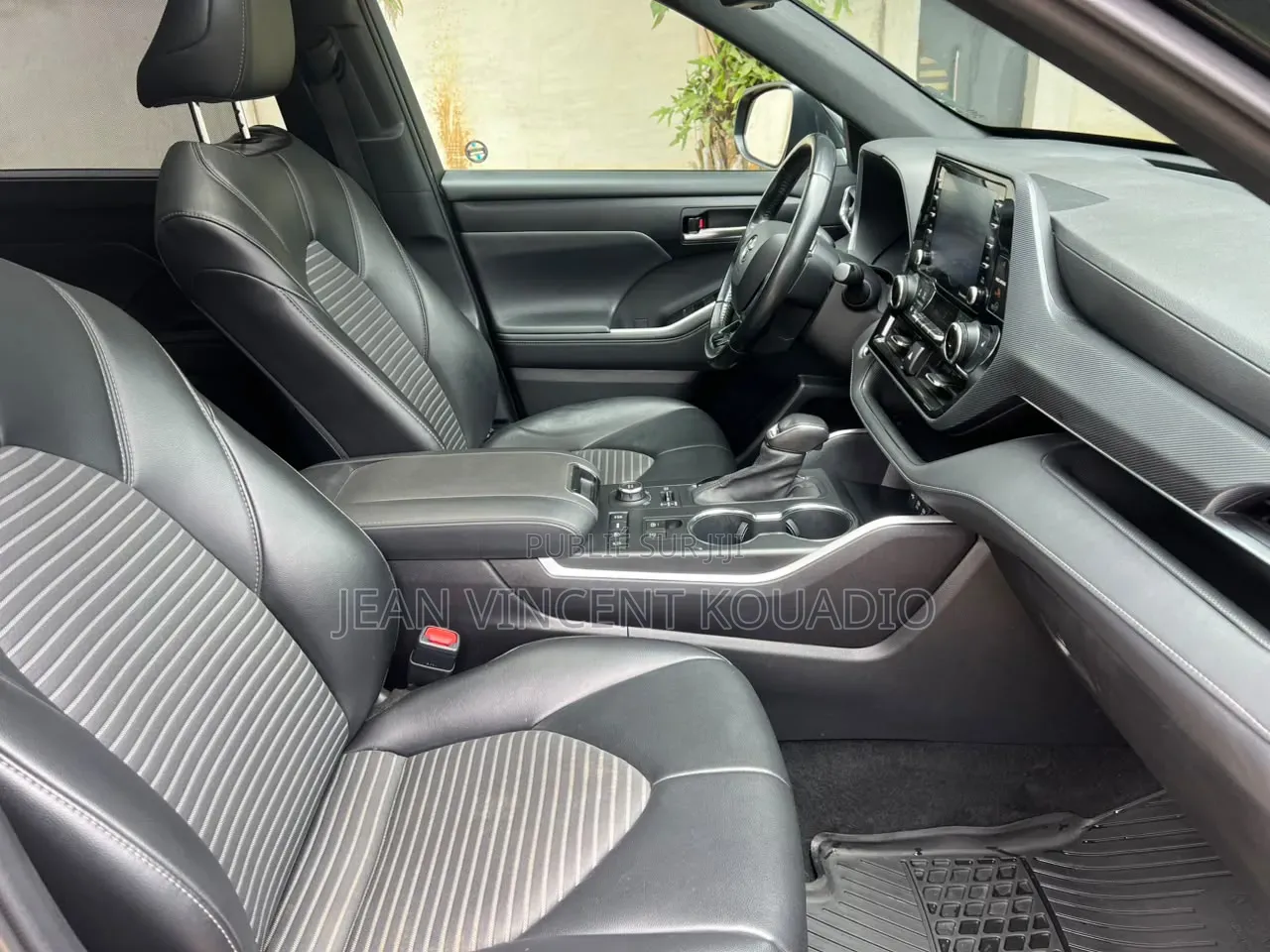 Toyota Highlander XSE 2022 Noir