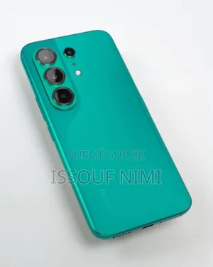Nouveau Tecno Camon 50 Pro 256 GB Vert