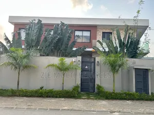 Meublé 6chbre Duplex dans Zié Multi-Services, Cocody à Louer