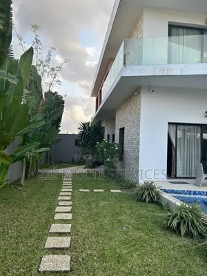 Meublé 6chbre Duplex dans Zié Multi-Services, Cocody à Louer
