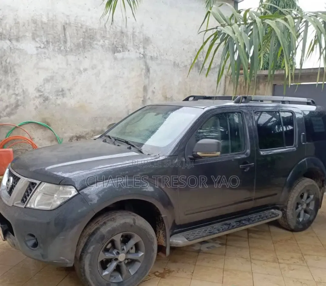 Nissan Pathfinder 2013 Noir