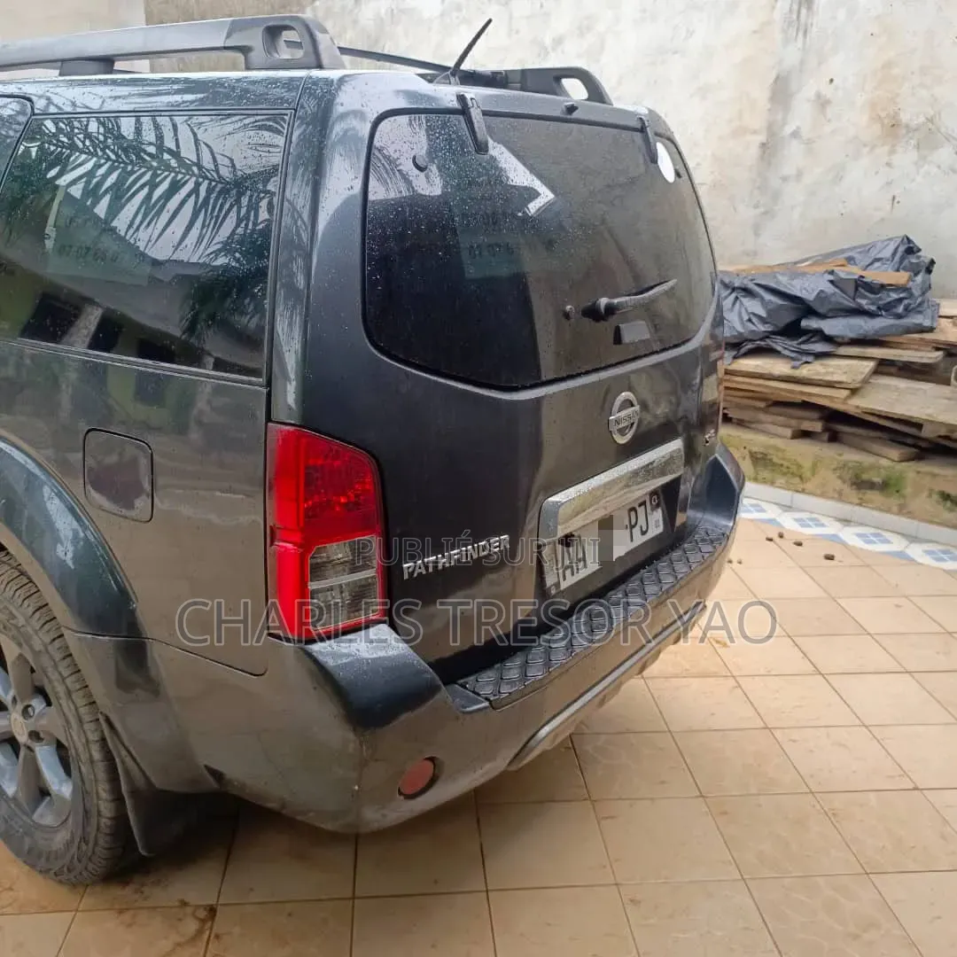 Nissan Pathfinder 2013 Noir