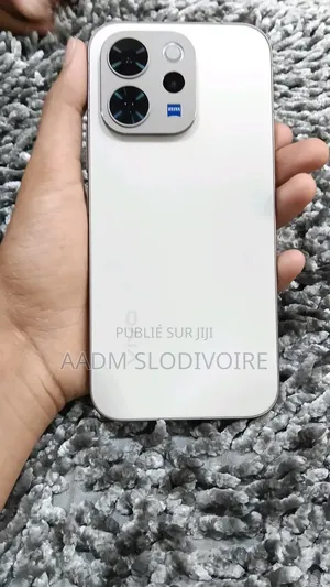 Nouveau Vivo V70 256 GB Blanc