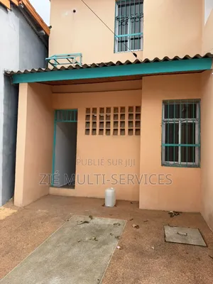 7chbre Duplex dans Zié Multi-Services, Cocody à Vendre