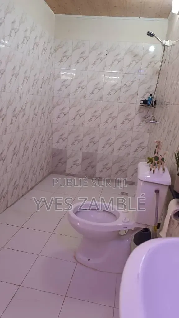 Studio Meublé À Assinie