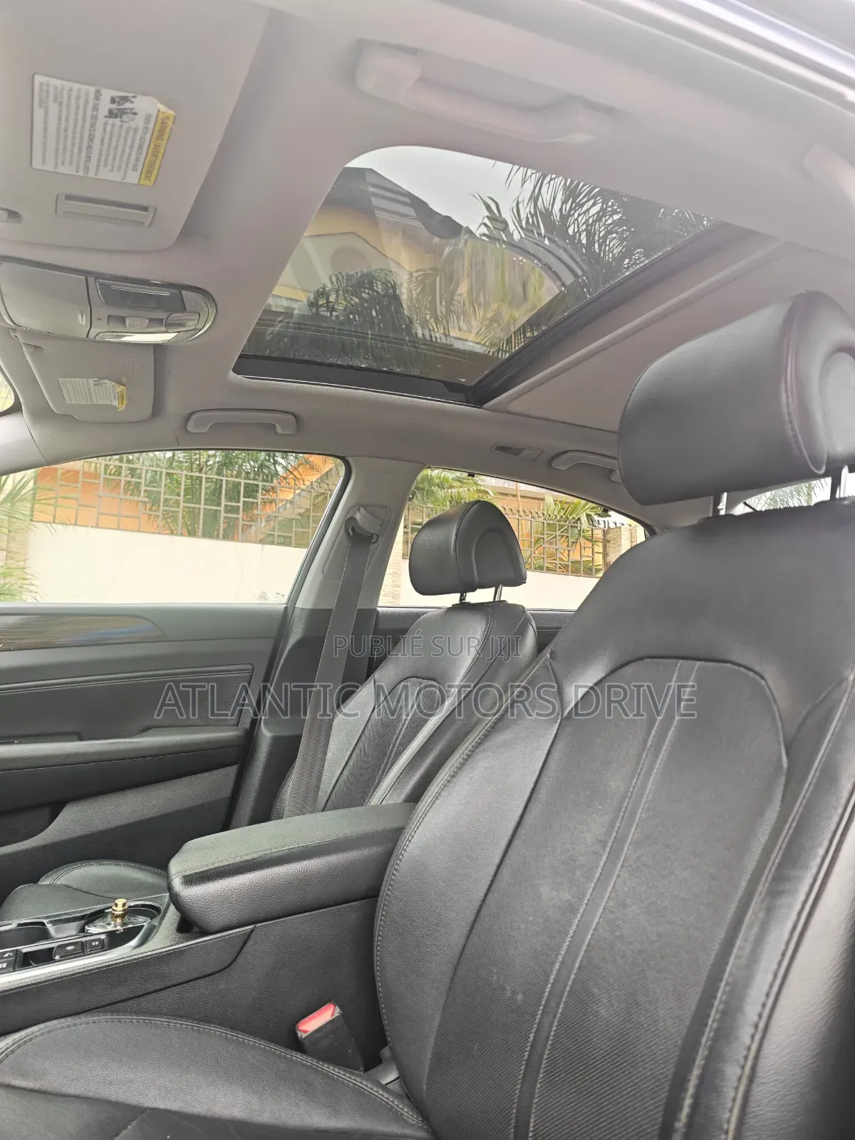 Hyundai Sonata Limited Sedan FWD (2.4L 4cyl 6A) 2017 Bleu
