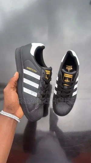 Adidas Superstar