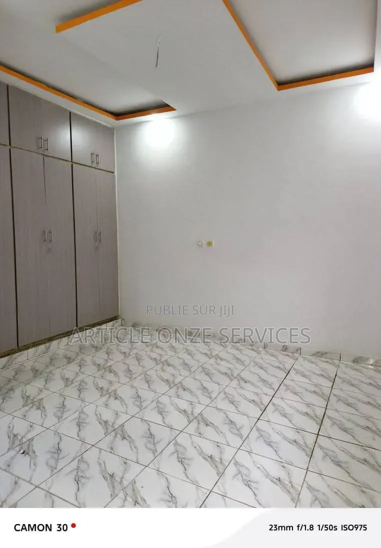 4chbre Villa dans Villa Duplex, Cocody à Vendre