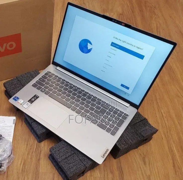 Nouveau Lenovo ThinkPad X1 Yoga 32GB Intel Core i7 eMMC 512GB