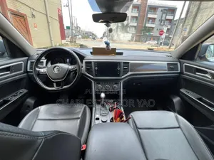 Volkswagen Atlas S 2018 Gris