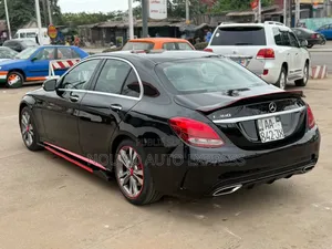 Mercedes-Benz C300 2016 Noir