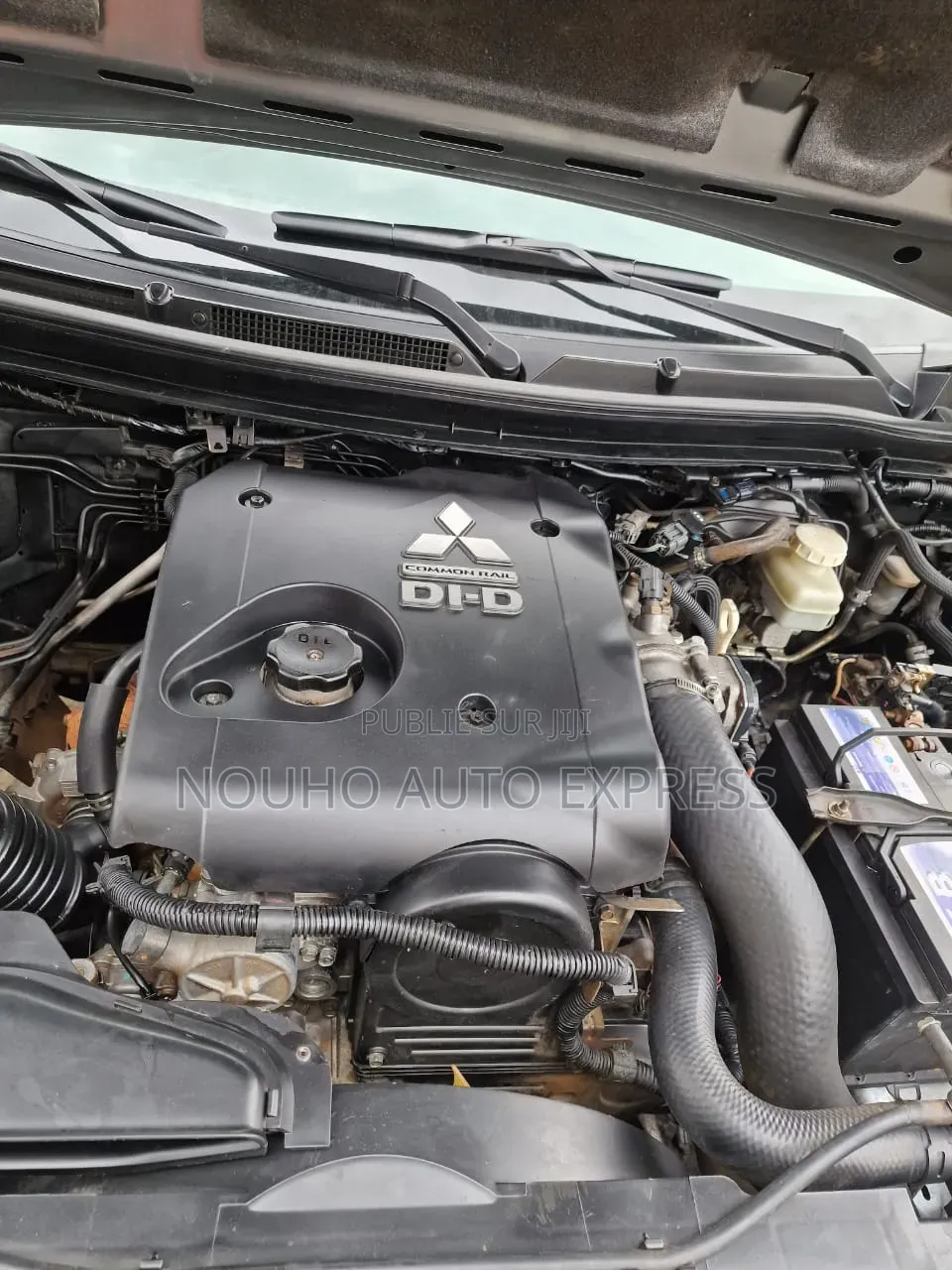 Mitsubishi L200 2019 Gris