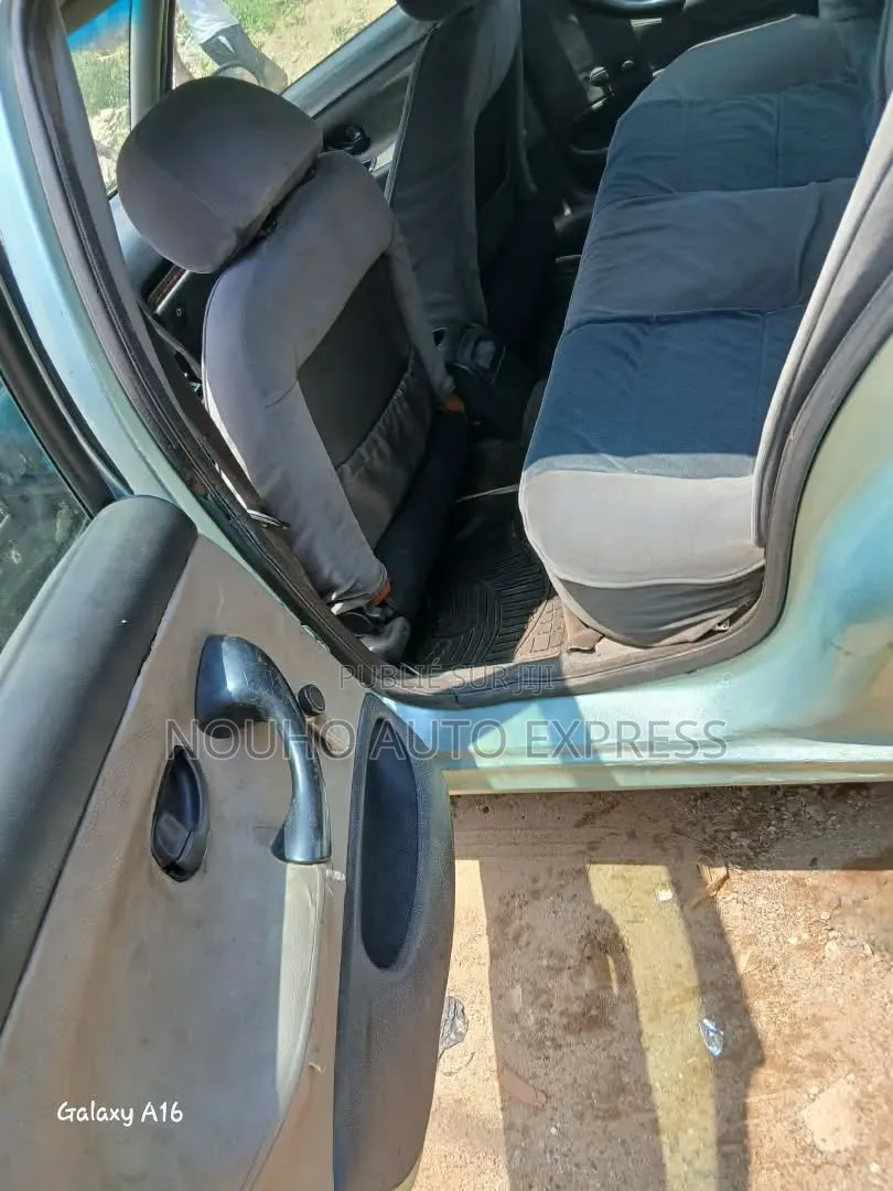 Peugeot 406 2002 Vert
