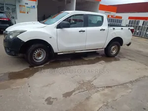 Mazda BT-50 2018 Blanc