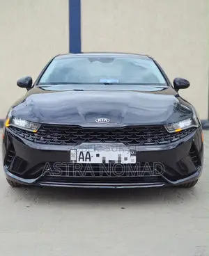 Kia K5 2022 Noir