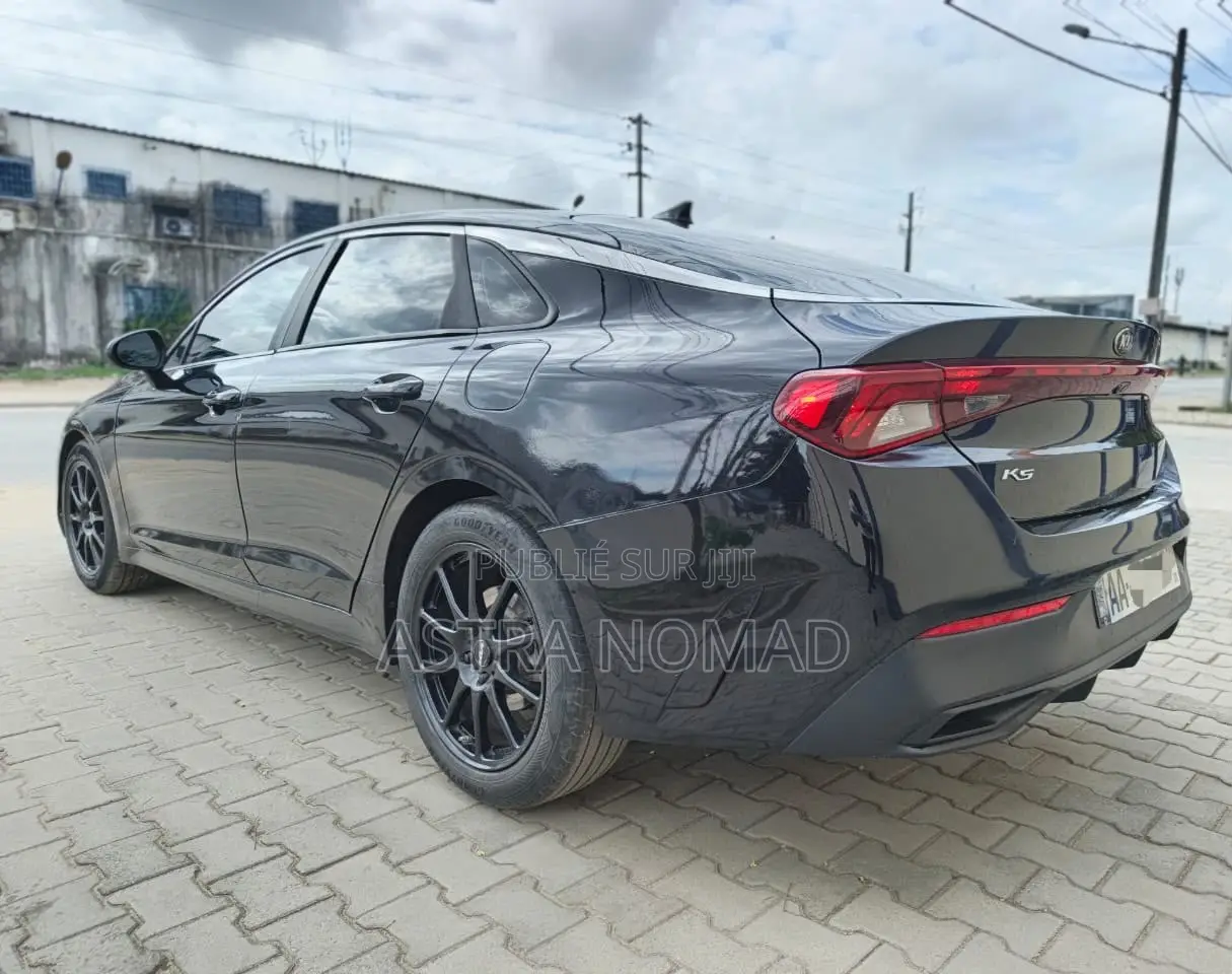 Kia K5 2022 Noir