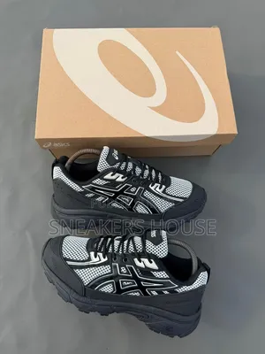 Asics Homme Et Femme
