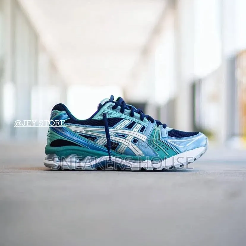 Asics Homme Et Femme